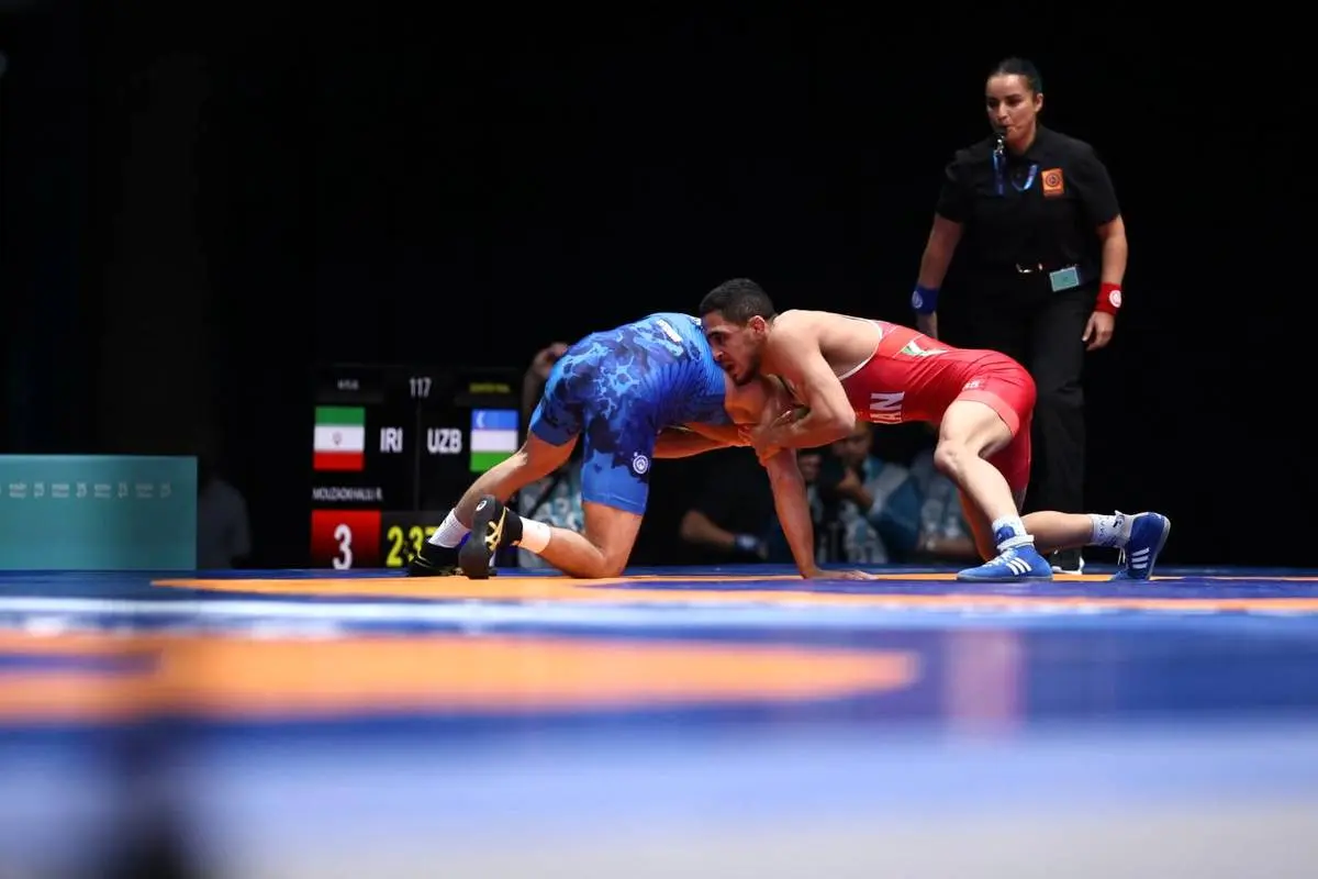 برتری رحمان مقابل کشتی‌گیر ازبکستان