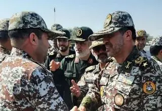 بازدید دو فرمانده ارشد نظامی از پدافند هوایی جنوب شرق کشور 
