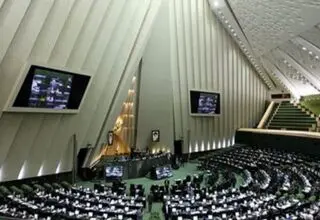 مجلس به‌دنبال گرفتن حق ورزش