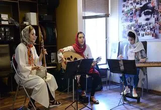 تالار وحدت میزبان گروه نهال ویژه بانوان می‌شود