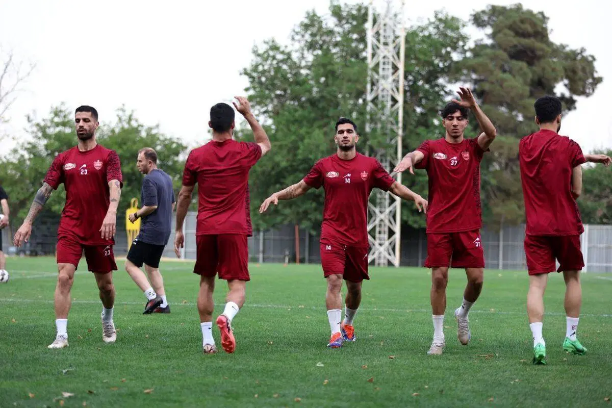 احضار پیامکی پرسپولیسی‌ها به تمرین