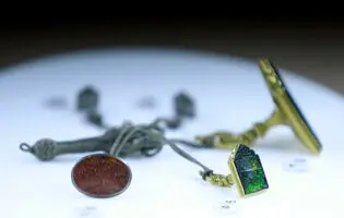 مهرخشک یا لیبل پادشاهام قاجاریه در ایران چه بود؟