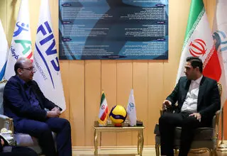 علینژاد: صعود دختران والیبال به فینال اتفاق بزرگی است