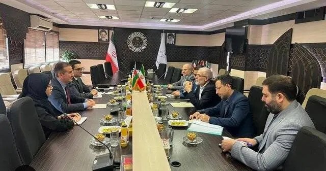 مقامات ایران و آذربایجان دیدار کردند