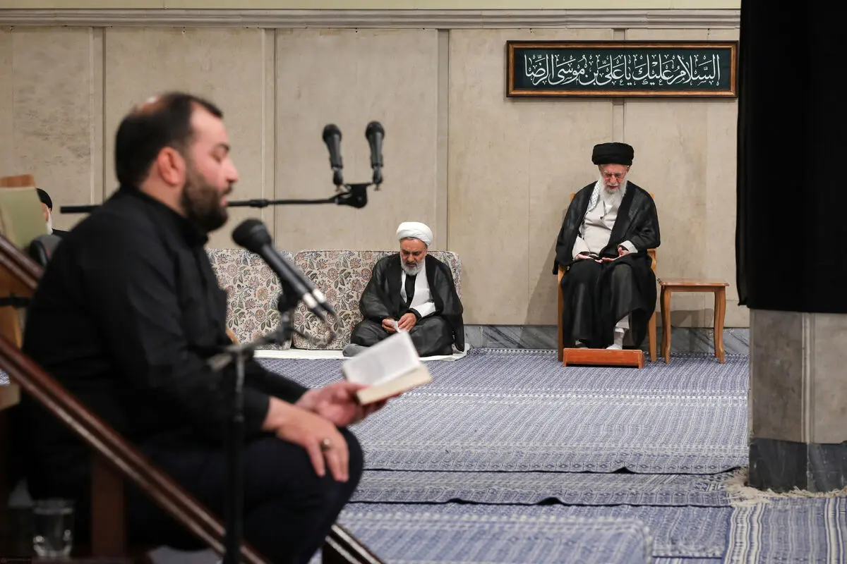 عزاداری شهادت امام رضا (ع) با حضور رهبر انقلاب