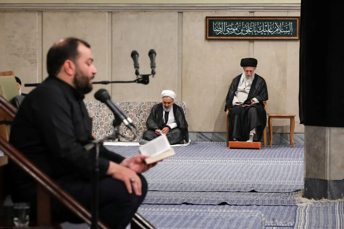 عزاداری شهادت امام رضا (ع) با حضور رهبر انقلاب