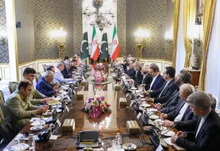 سطح فعلی مناسبات اقتصادی ایران و پاکستان متناسب با ظرفیت‌های عظیم دو کشور و پیوندهای عمیق دو ملت نیست