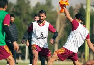 شگفتی‌ساز لیگ برای مصاف با فولاد آماده می‌شود