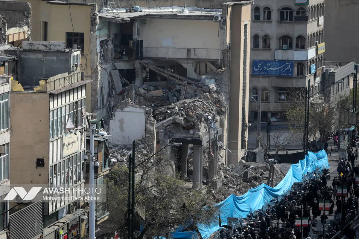 تشییع پیکر ۳۵ شهید جنگ رمضان در تهران -۲