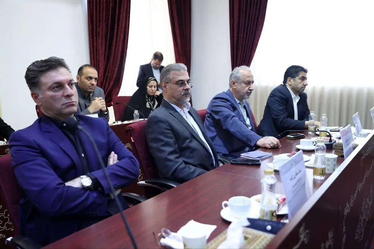 تعیین تکلیف فدراسیون فوتبال در خصوص سقف قرارداد