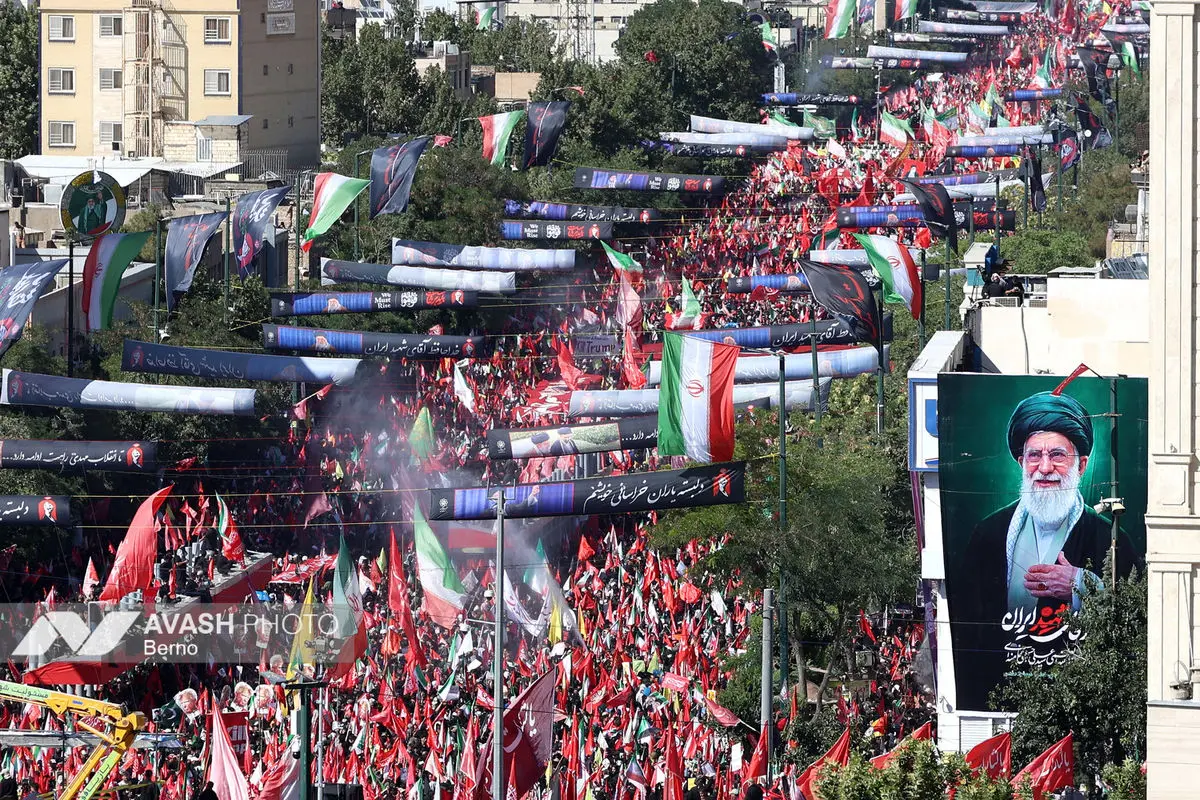 مراسم تشییع پیکر مطهر رهبر شهید انقلاب - مشهد