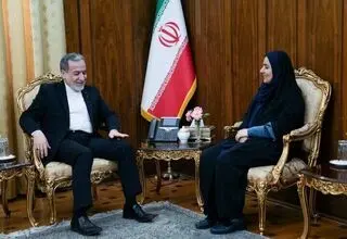 دیدار و گفت‌وگوی وزیر راه با وزیر امور خارجه درباره تسهیل هماهنگی میان دو وزارتخانه