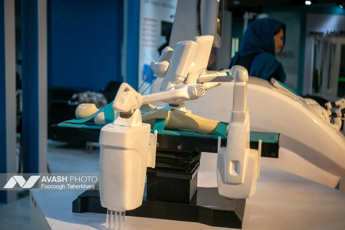 افتتاحیه سیزدهمین نمایشگاه تجهیزات و مواد آزمایشگاهی ایران ساخت