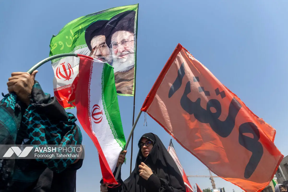 مراسم تشییع پیکر مطهر رهبر شهید انقلاب در تهران - ۴