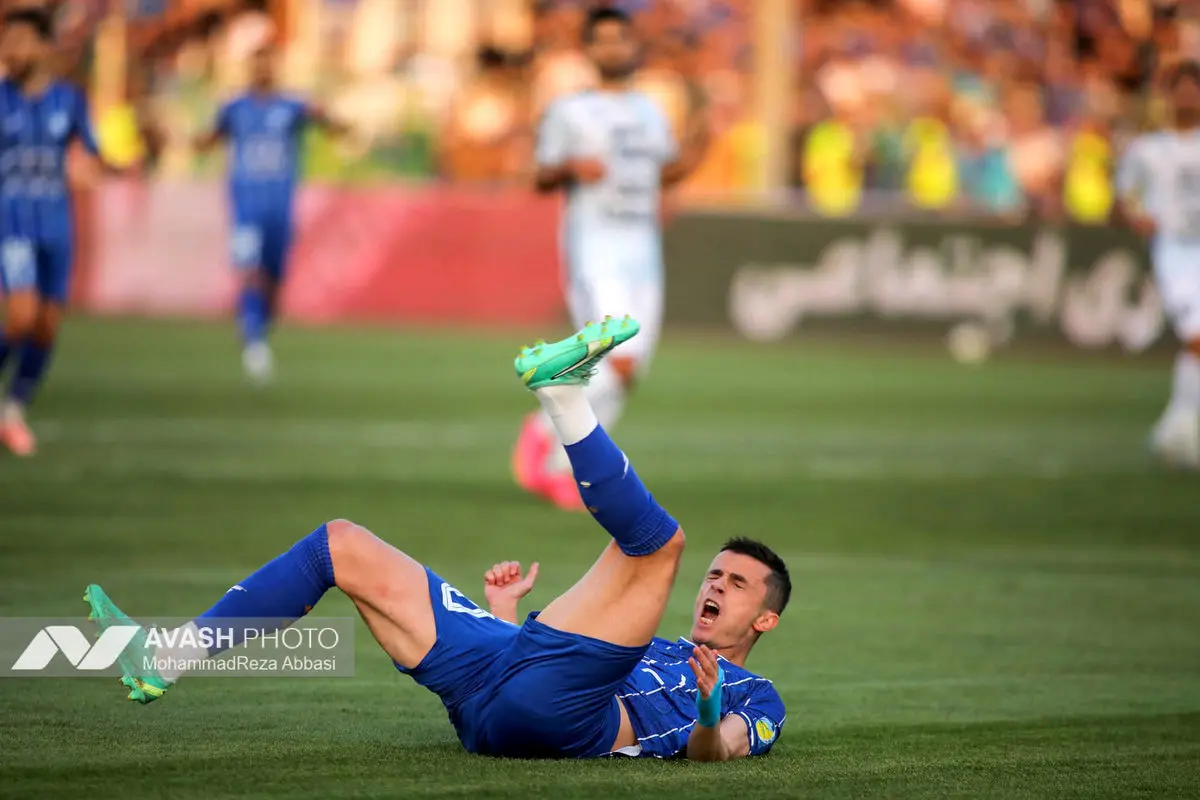 هفته نهم لیگ برتر فوتبال ایران؛ استقلال تهران - آلومینیوم اراک