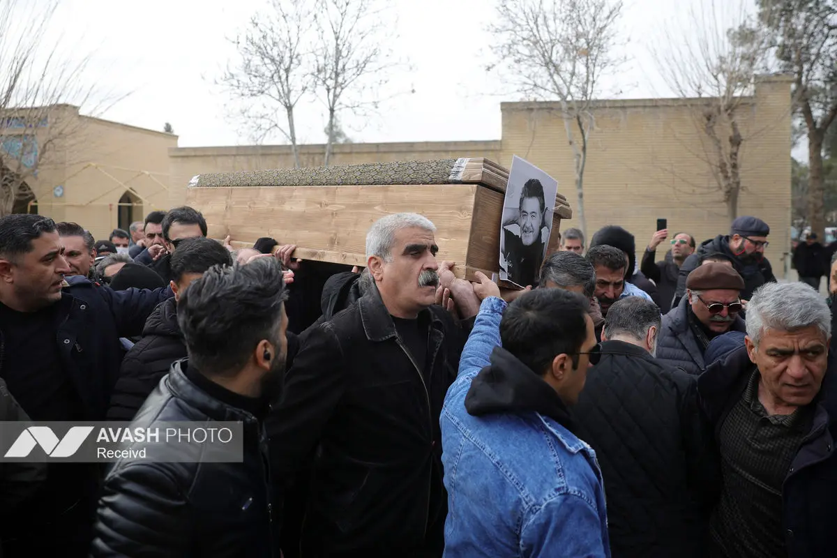 مراسم تشییع پیکر «رضا رویگری»