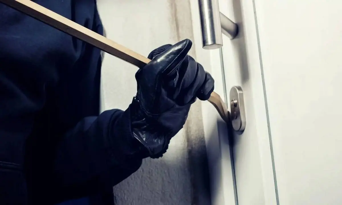بعد از سرقت از خانهمان چه کنیم؟