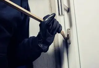 بعد از سرقت از خانه‌مان چه کنیم؟