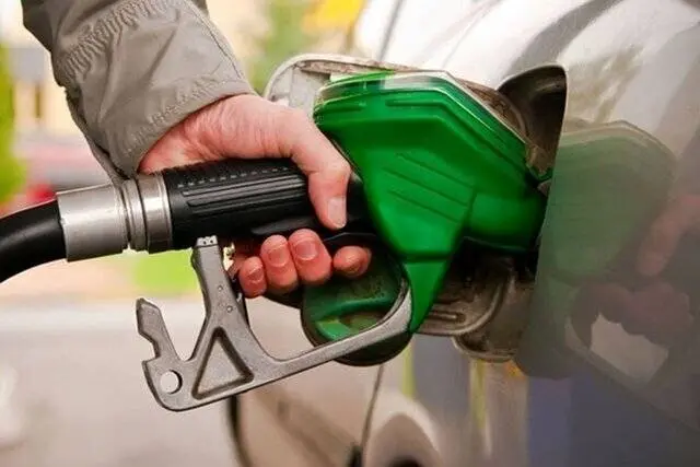 فرآیند صدور مجوز واردات بنزین سوپر به کجا رسید؟