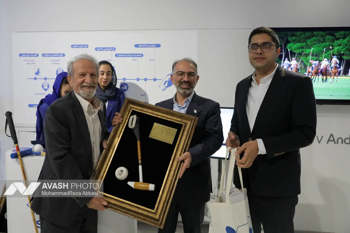 تقدیر از پیشکسوتان و فعالان رسانه‌ای چوگان