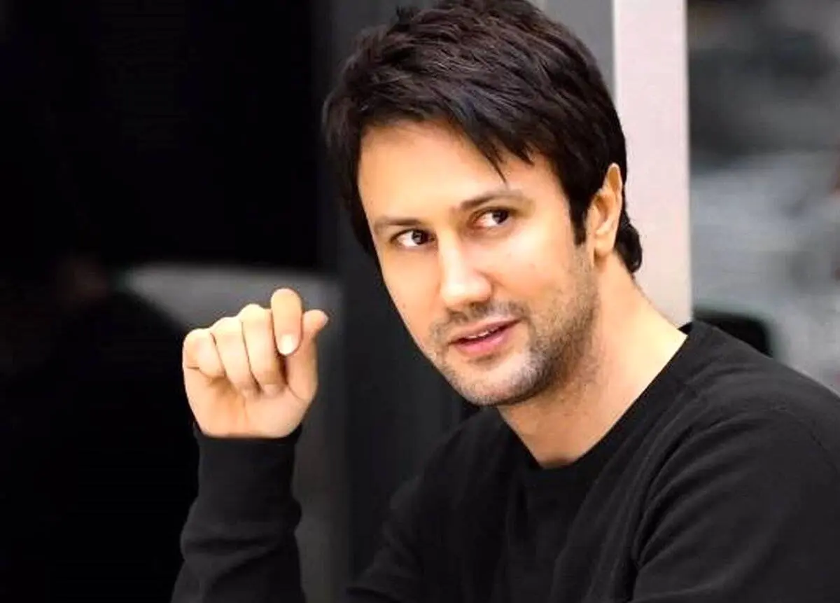 تیپ شیک زمستانی شاهرخ استخری و همسرش+عکس