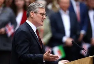 سی‌ان‌ان: رسوایی اپستین می‌تواند به سقوط دولت انگلیس منجر شود