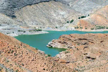 برگزاری نشست ویژه مدیریت بحران آب شرب تهران با حضور وزیر نیرو و استاندار تهران