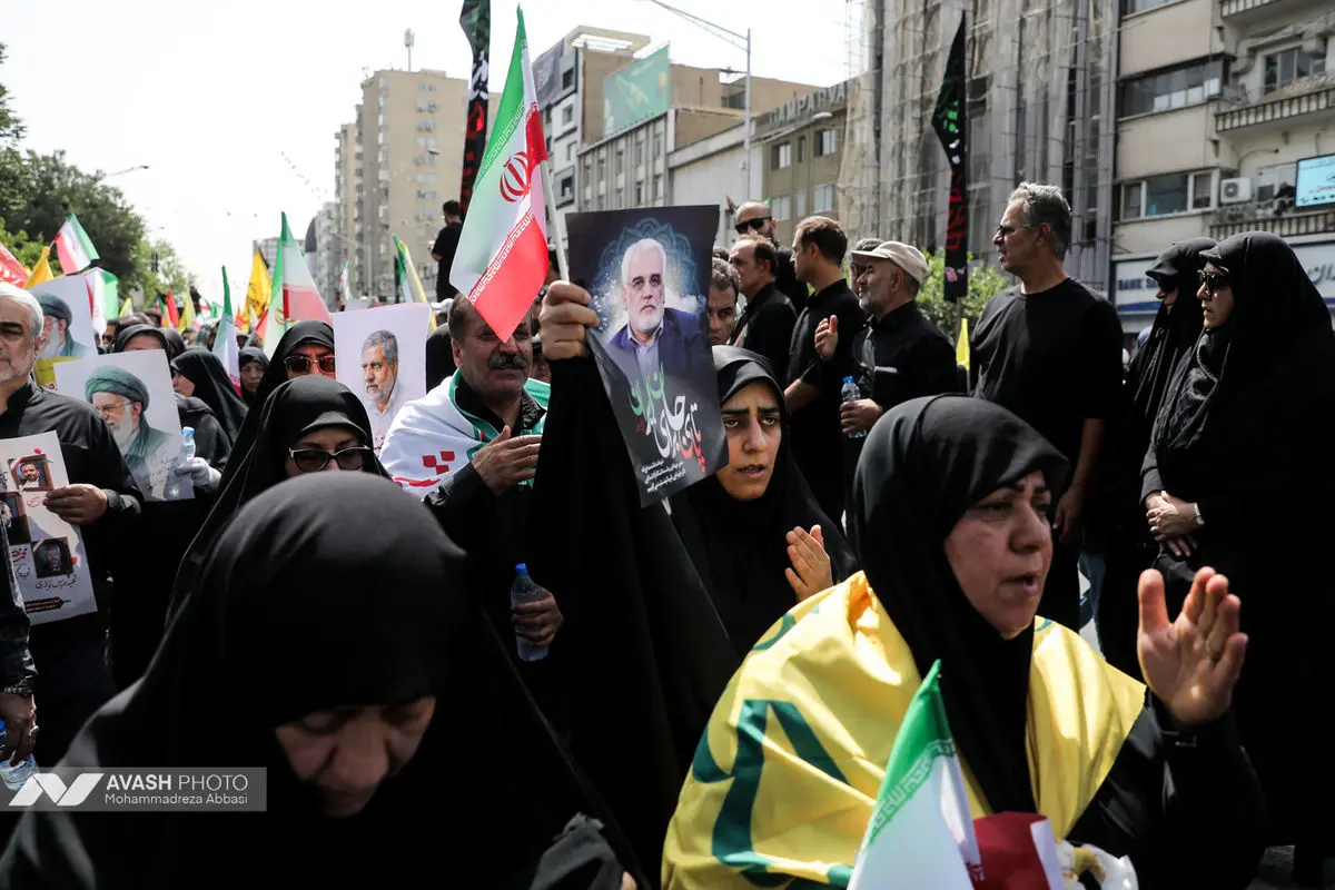 مراسم تشییع پیکر مطهر تعدادی از سرداران و فرماندهان، دانشمندان هسته‌ای