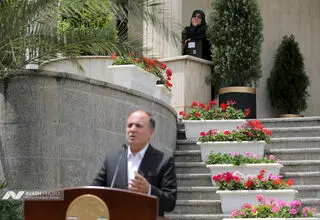 حاشیه جلسه هیئت دولت