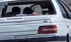 فیلم دستگیری نفس‌گیر سارقان مسلح توسط مردم محلی در ایرانشهر به سرباز!