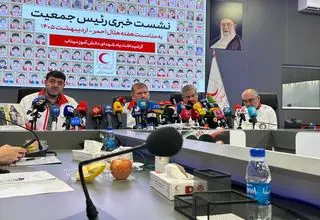 دبیرکل جمعیت هلال احمر: در جنگ اخیر بیش از ۷۲۱۵ نفر زنده نجات یافتند