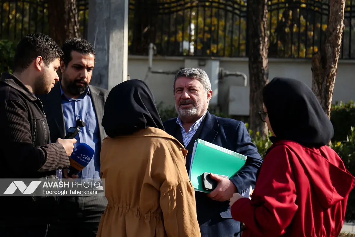 حاشیه جلسه هیات دولت - ۱۲ آذر