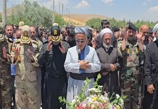 پیکر شهید ماردین احدی در سقز تشییع و به خاک سپرده شد