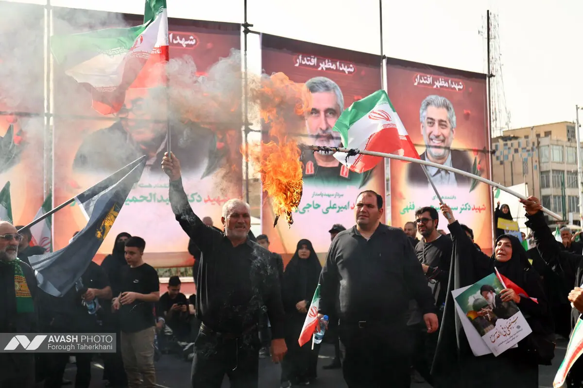 مراسم تشييع پيکر مطهر تعدادي از سرداران و فرماندهان، دانشمندان هسته‌اي