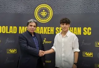 قرارداد وینگر سپاهان تمدید شد