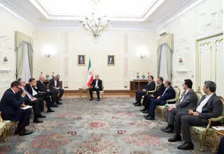 پوتین به پزشکیان سلام رساند