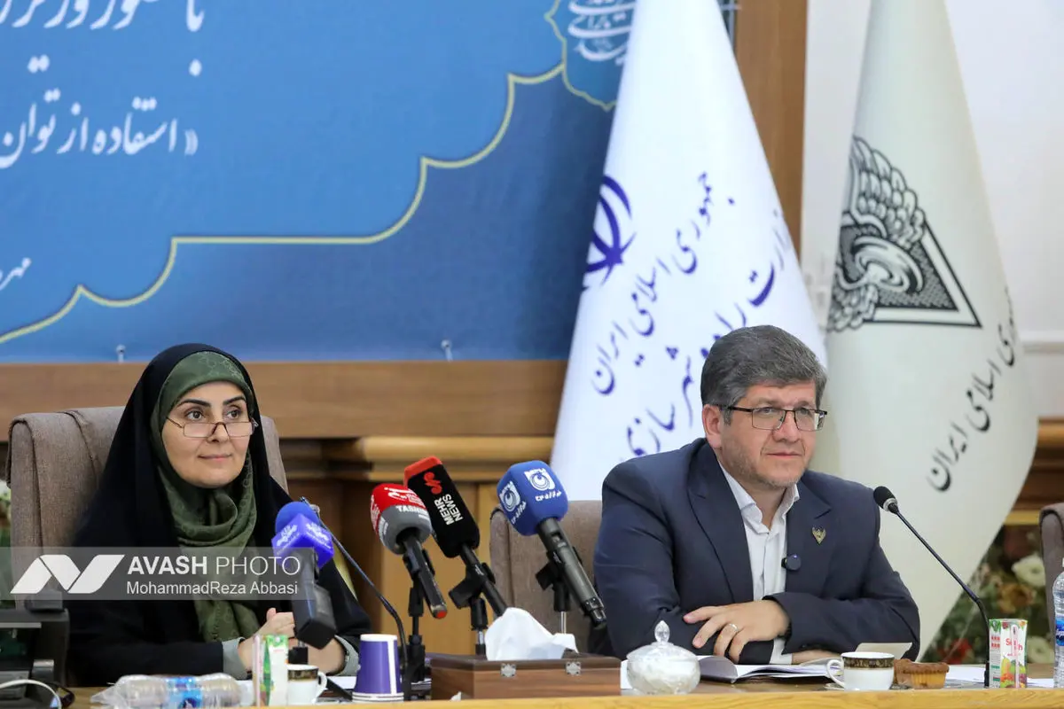 مراسم امضای قرارداد تامین ناوگان ریلی