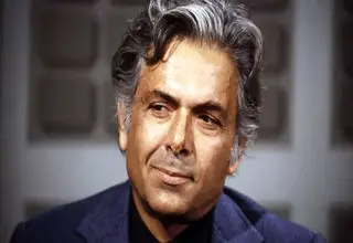 نمایش فیلمی از ابراهیم گلستان در موزه سینما
