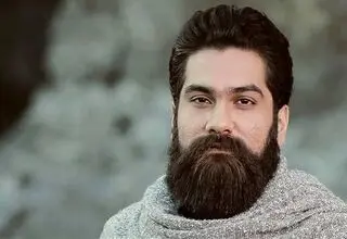  علی زند وکیلی برای ایران خواند 