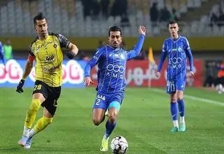 کربکندی: سپاهان لایق قهرمانی است اگر دچار لغزش نشود