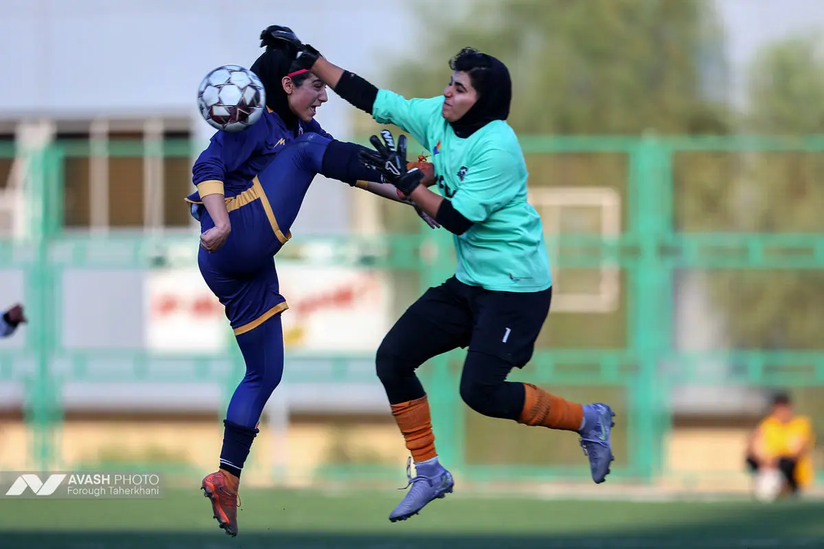 لیگ برتر فوتبال زنان -خاتون بم و فراایساتیس
