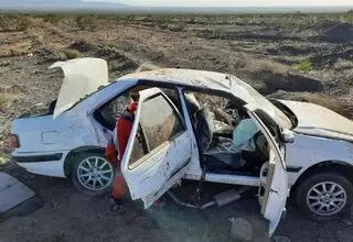 مرگ ۲ نفر در اثر برخورد پژو۲۰۶ با گاردریل در تهران
