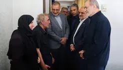 دیدار پزشکیان با برخی از خانواده‌های آسیب‌دیده از جنگ تحمیلی رژیم صهیونیستی
