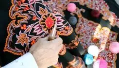 نگاهی به هنر رشتیدوزی در مستند «میراث ابریشم و رنگ»