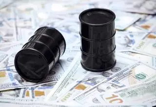 جهش قیمت نفت پس از تنش شب گذشته در تنگه هرمز/ نفت برنت به بالای ۱۰۱ دلار بازگشت