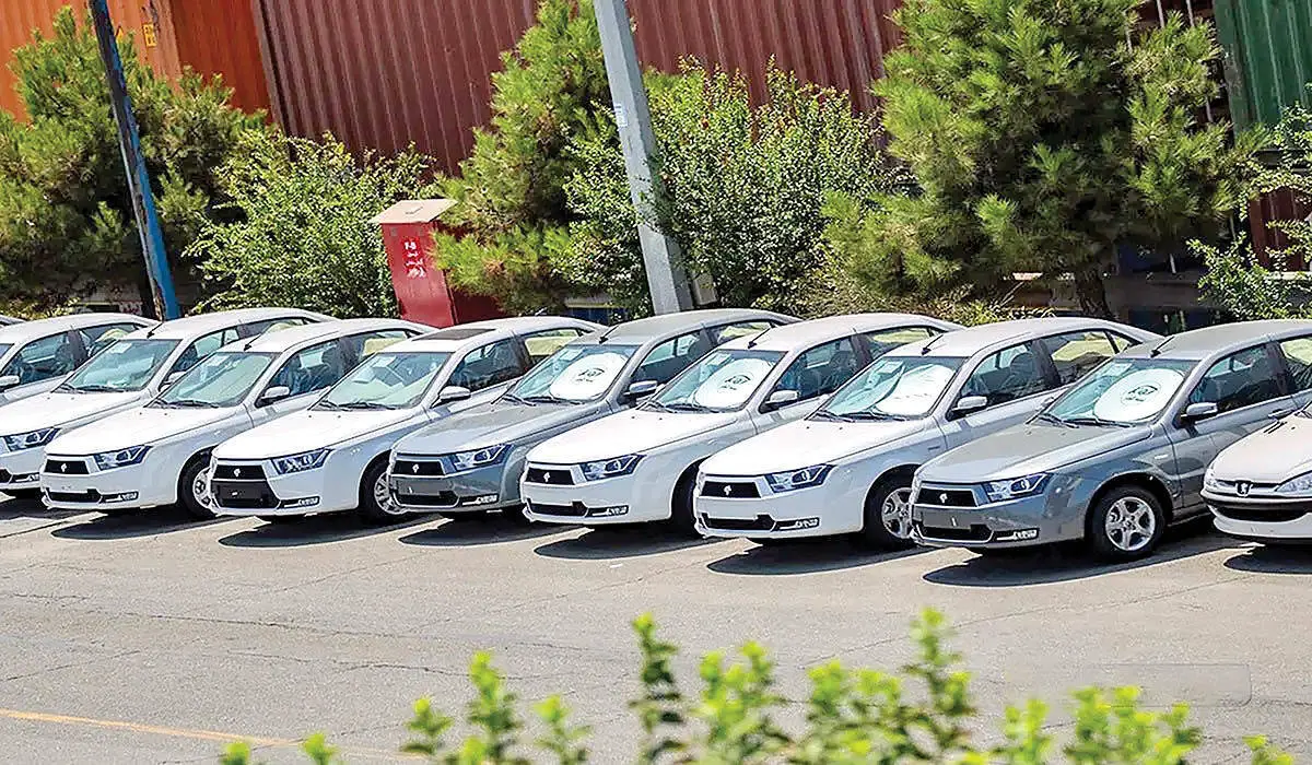 پاسکاری قیمت در میدان خودرو 