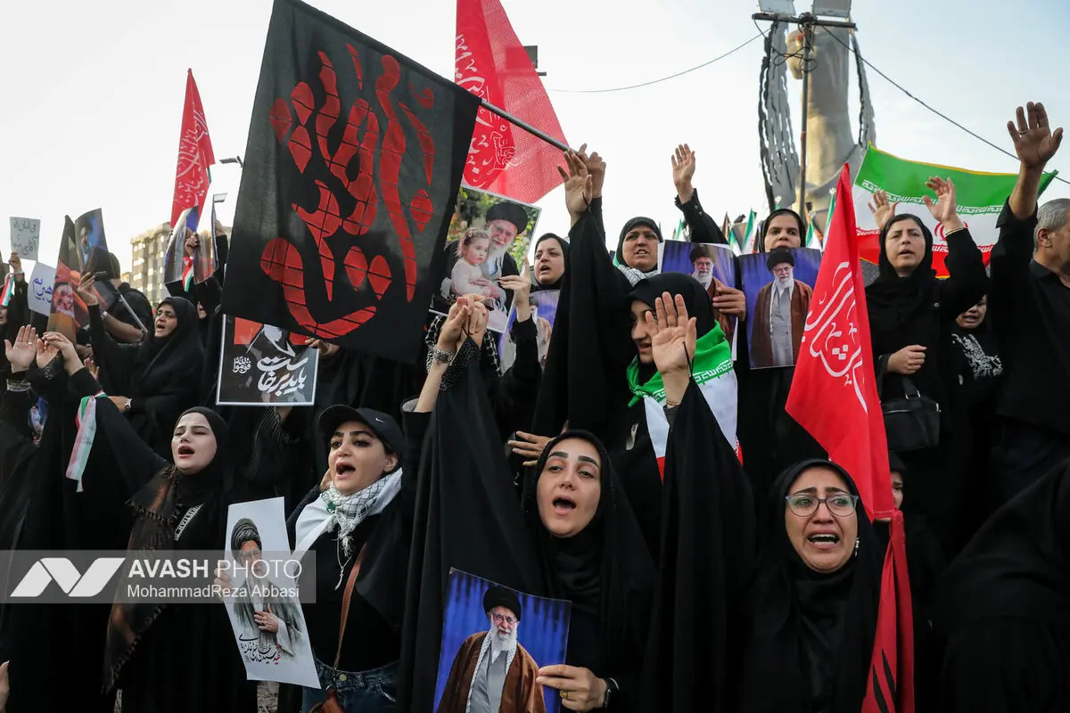 مراسم تشییع پیکر مطهر رهبر شهید انقلاب در تهران - ۱