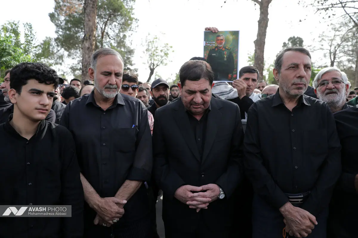 مراسم تشییع پیکر سردار حاجی زاده
