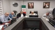 تاکید وزیر اقتصاد بر تدوین سیاست‌های ضروری و همکاری دولت و مجلس 