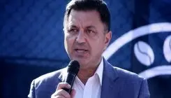 کشاورز: دولت اجازه خروج مجموعه استقلال را نداد